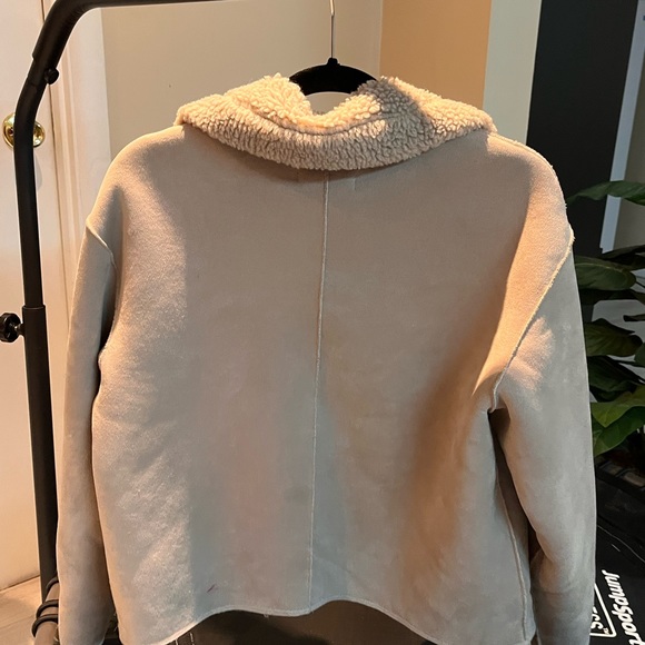 H&M Jacket (fur) - Picture 3 of 3